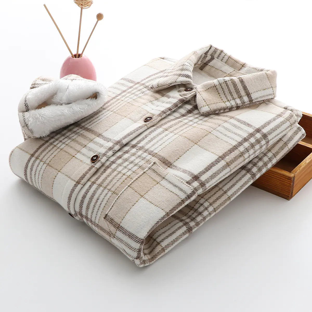 Women’s Cozy Plaid Shirt