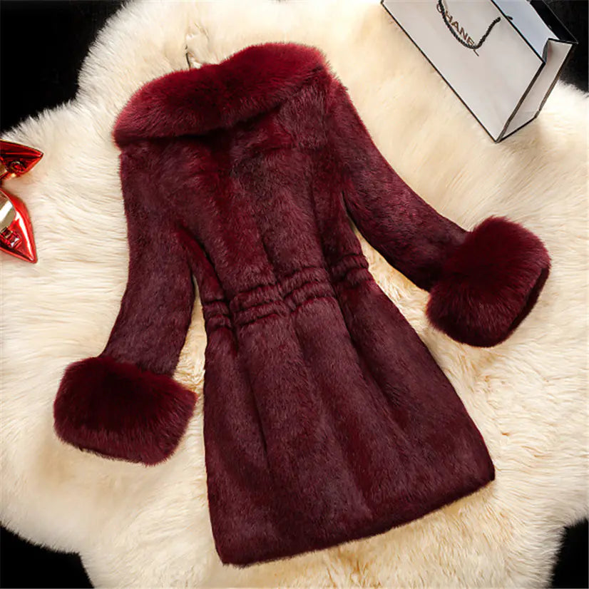 Women’s Cozy Fur Trim Coat