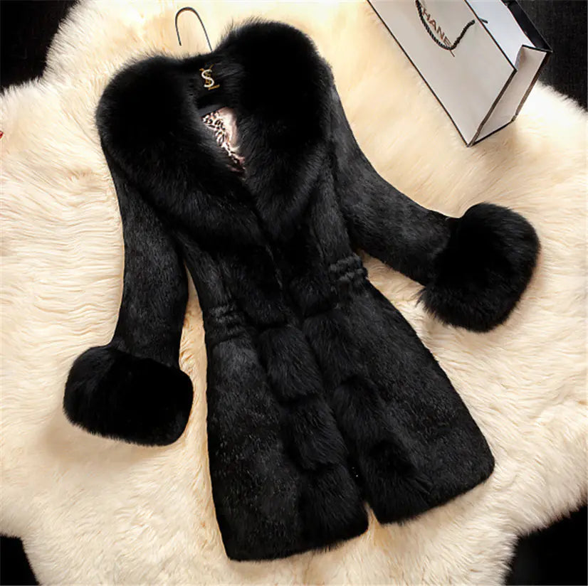 Women’s Cozy Fur Trim Coat