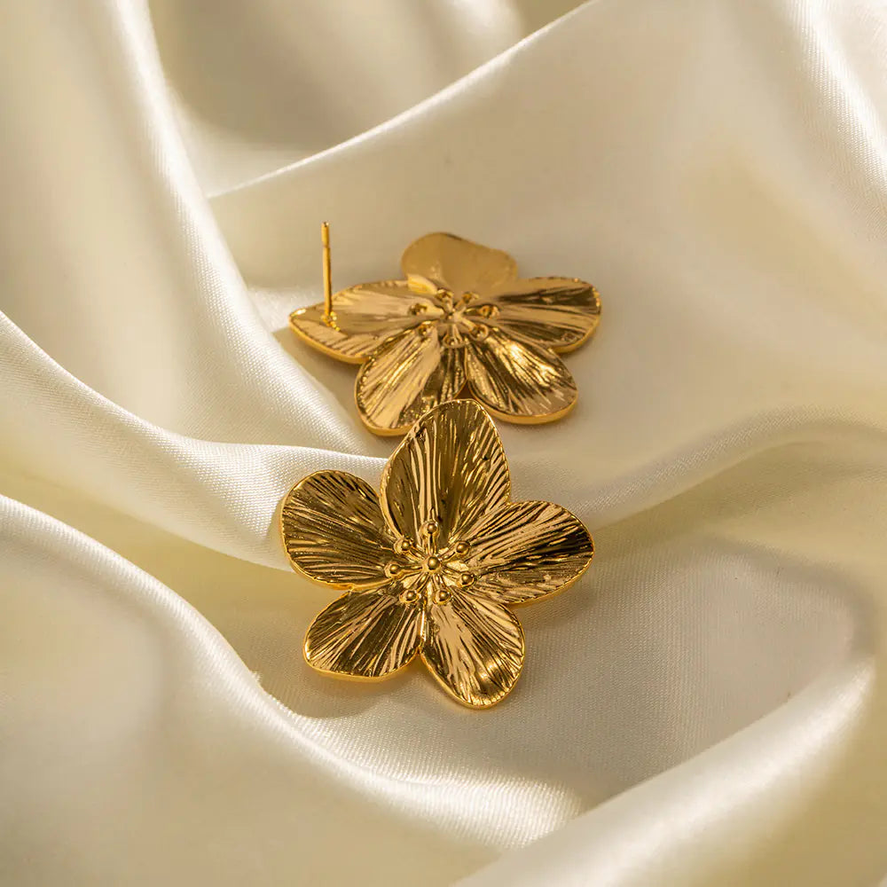 Vintage Petal Drops