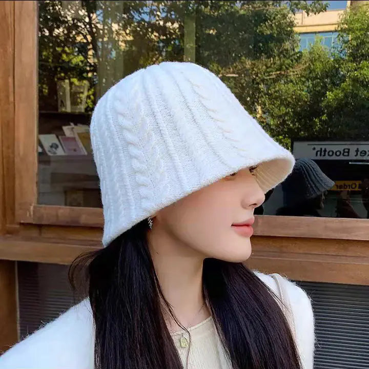 Twist Knit Bucket