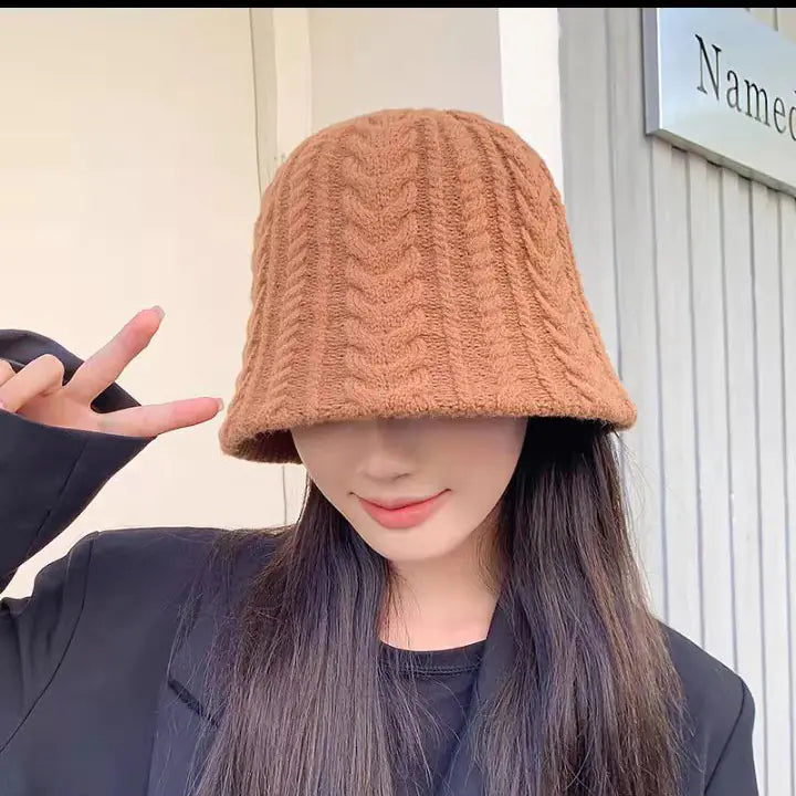 Twist Knit Bucket
