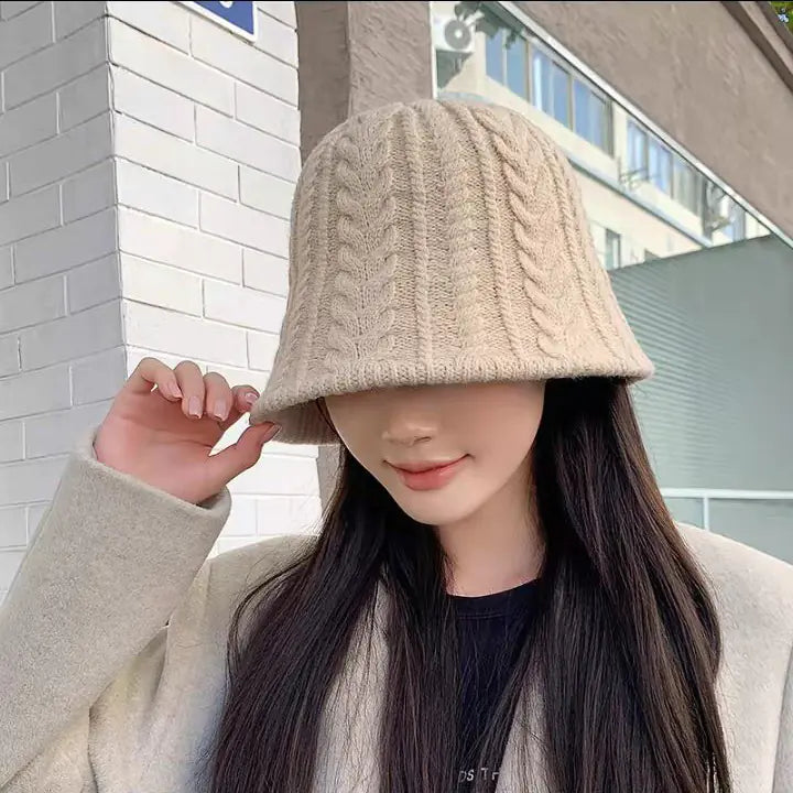 Twist Knit Bucket