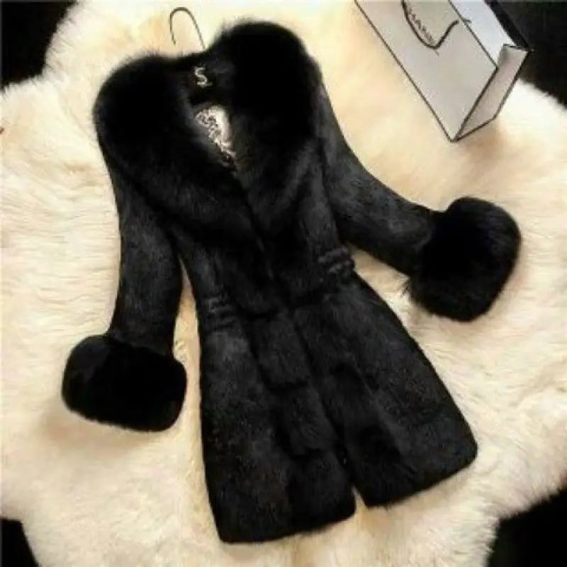 Women’s Cozy Fur Trim Coat